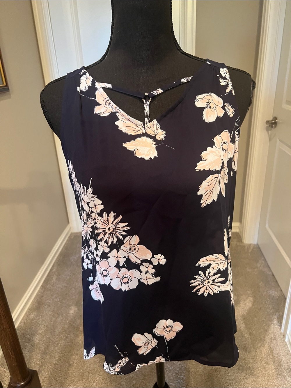 Sleeveless Navy Floral Keyhole Top - Maurices
